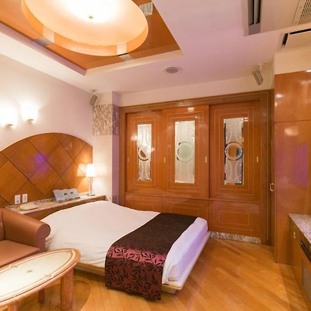 Hotel D-Wave Shinjuku（Adult Only) Tokio Zewnętrze zdjęcie